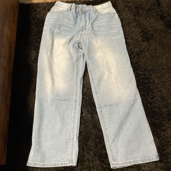 Blue high waisted straight leg jeans. Curve/Plus size - Picture 3 of 4